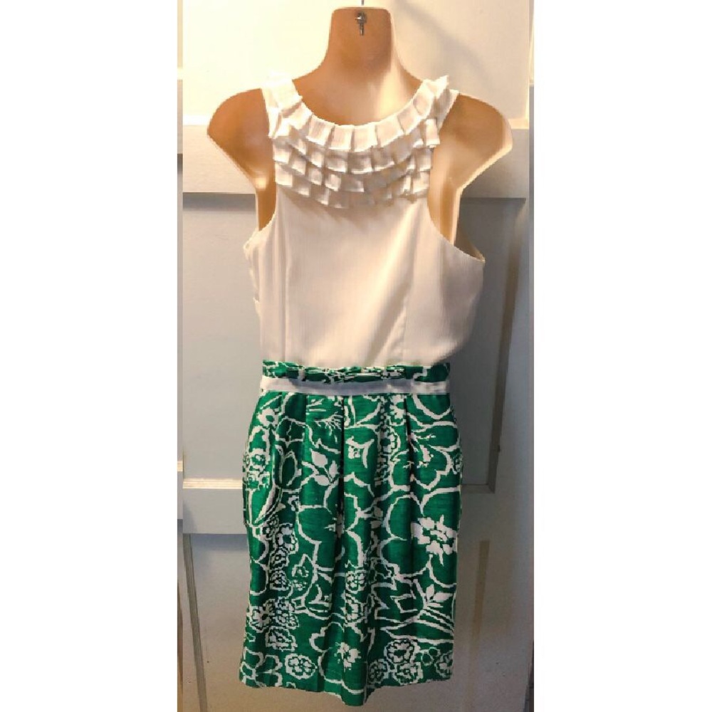 5/48 Saks 5th Avenue Classic White & Green Dress - Picture 4 of 6